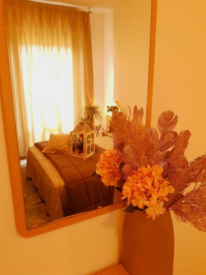 Hotel Romantica Римини Экстерьер фото